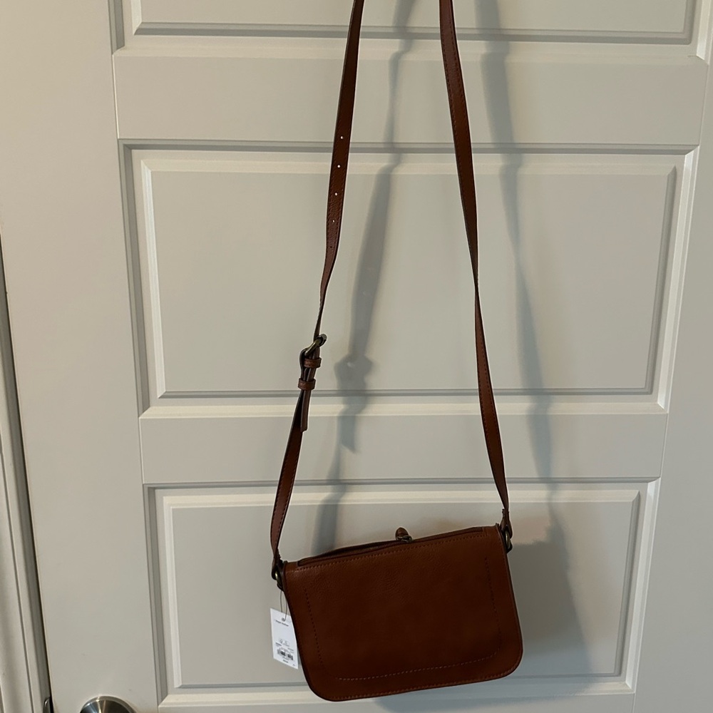 Elegant Brown Leather Crossbody Bag